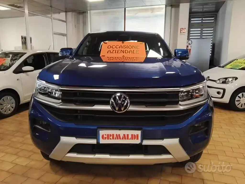Usata VW Amarok Style 205 CV (150 kW) 2024 Bright blue / metallizzato Pick-up