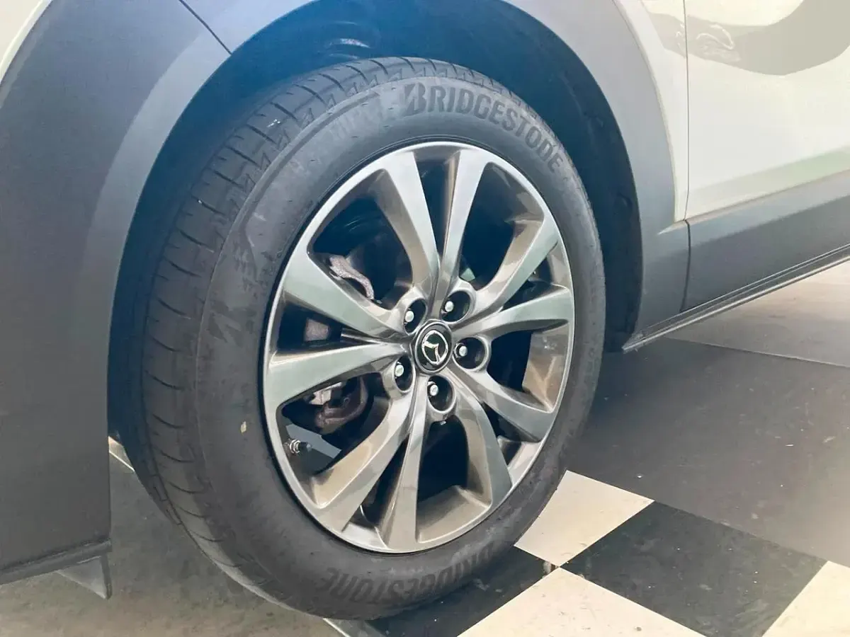 Usata Mazda CX-30 Exclusive-Line 186 CV (136 kW) 2025 Bianco SUV