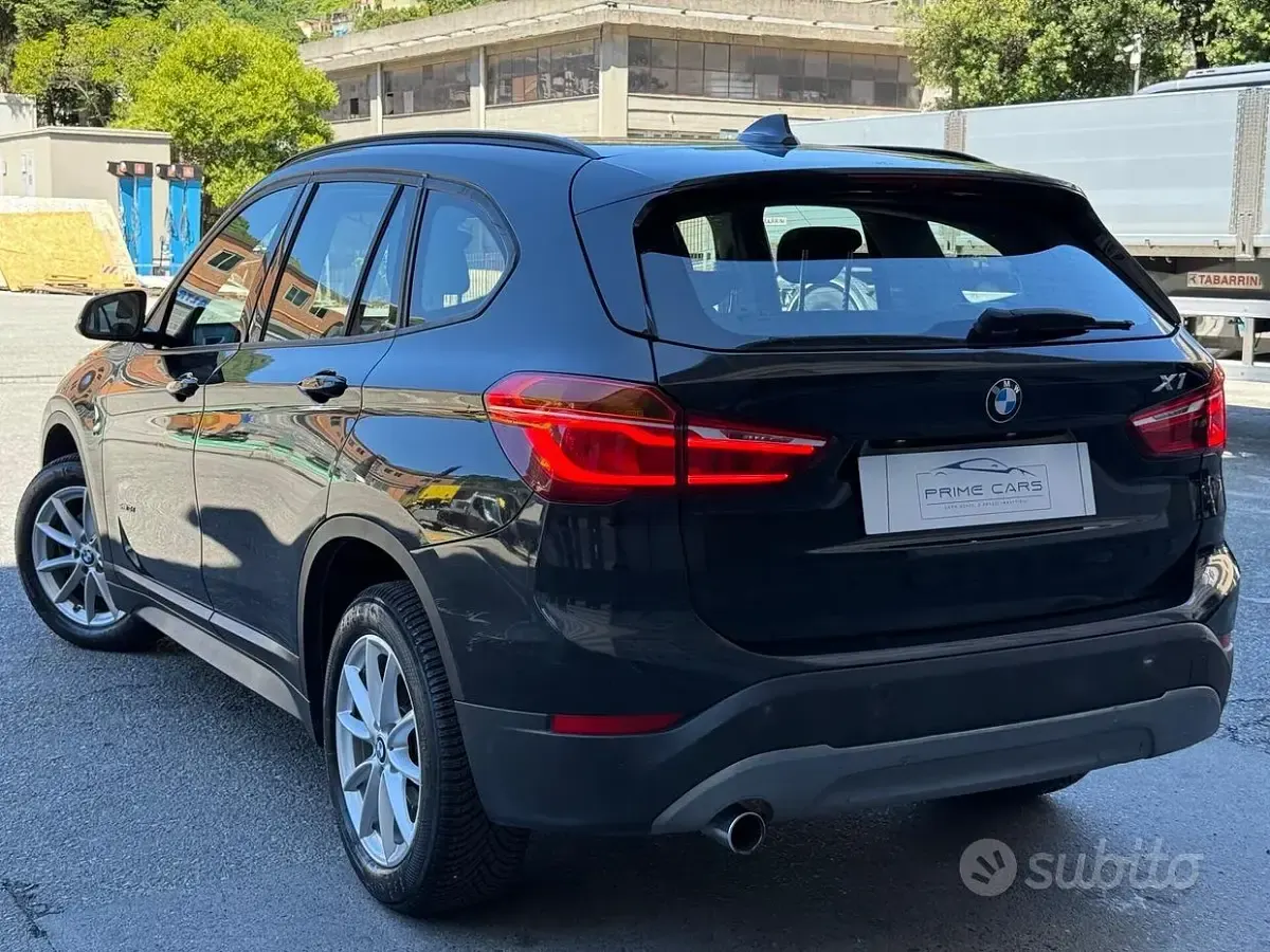 Usata BMW X1 150 CV (110 kW) 2018 Nero SUV