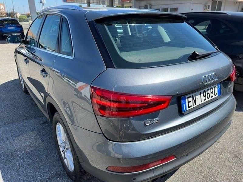 Usata Audi Q3 Advanced Plus 140 CV (102 kW) 2012 Grigio SUV