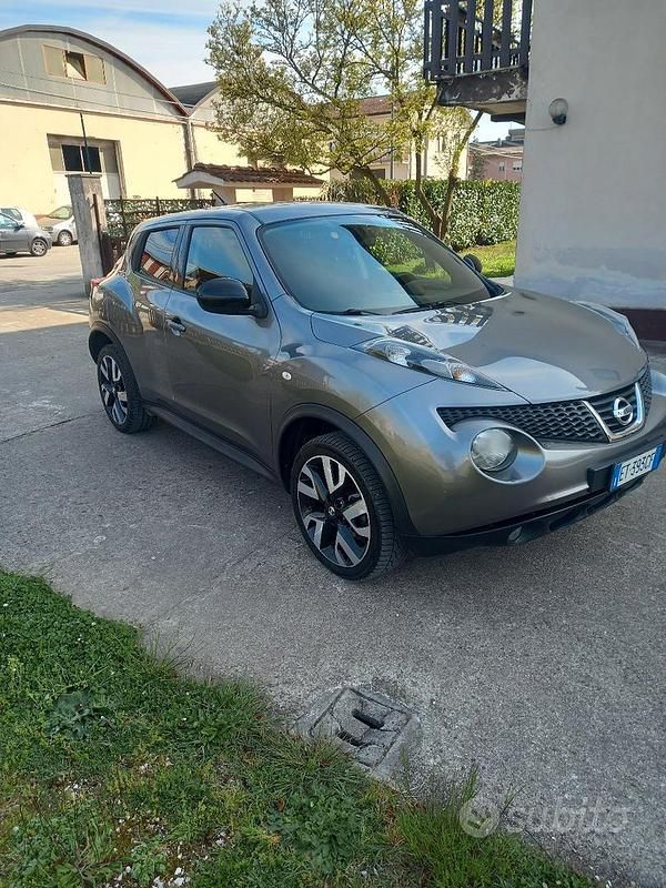 Usata Nissan Juke 110 CV (80 kW) 2013 Grigio SUV