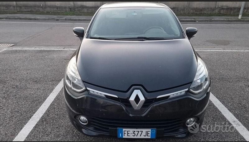 Usata Renault Clio IV Intens 75 CV (55 kW) 2016 Nero Berlina