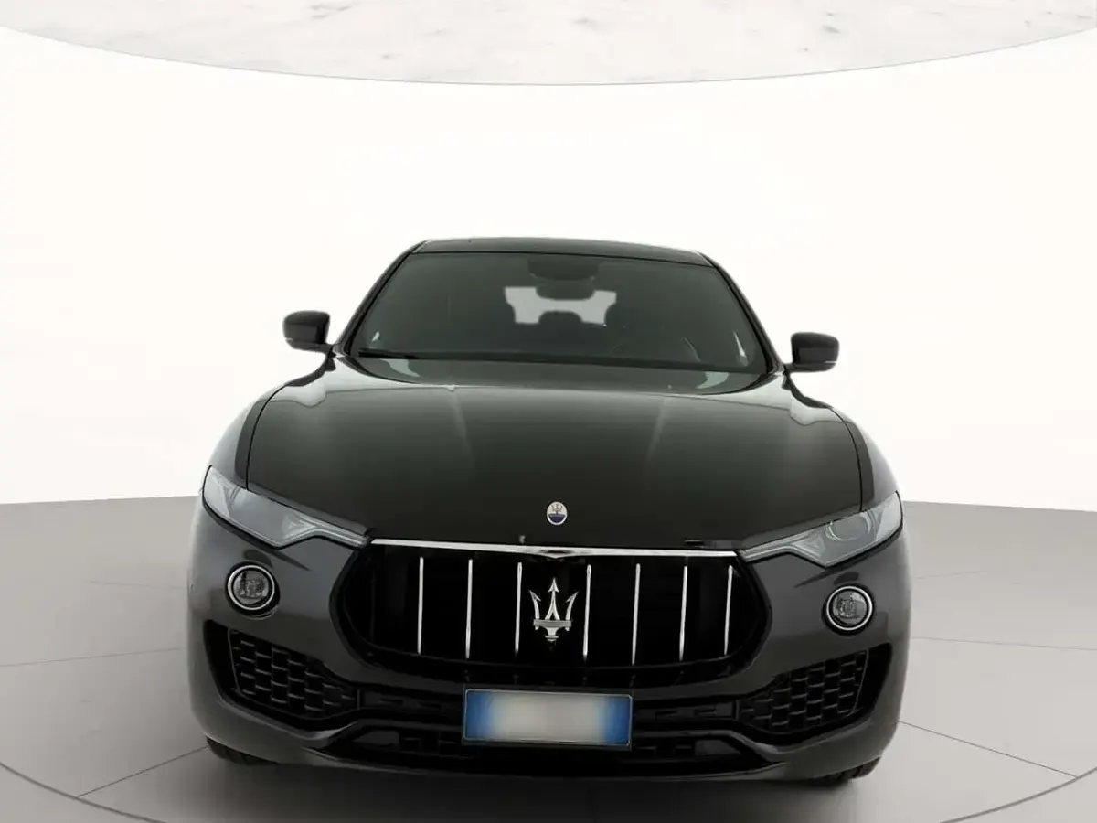 Usata Maserati Levante 350 CV (257 kW) 2018 Nero SUV