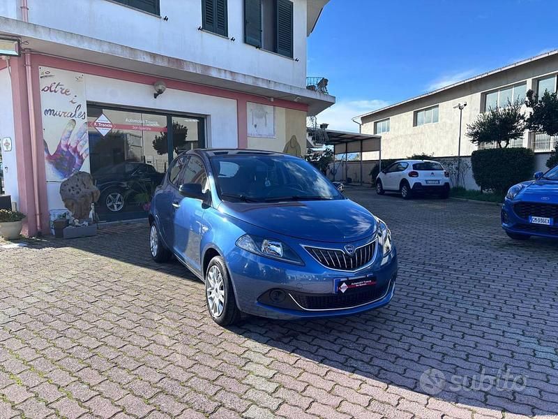 Usata Lancia Ypsilon S 69 CV (50 kW) 2022 Blu Utilitaria