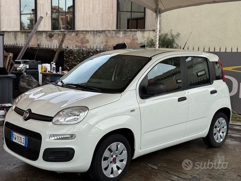 Usata Fiat Panda Easy 69 CV (50 kW) 2019 Bianco Utilitaria