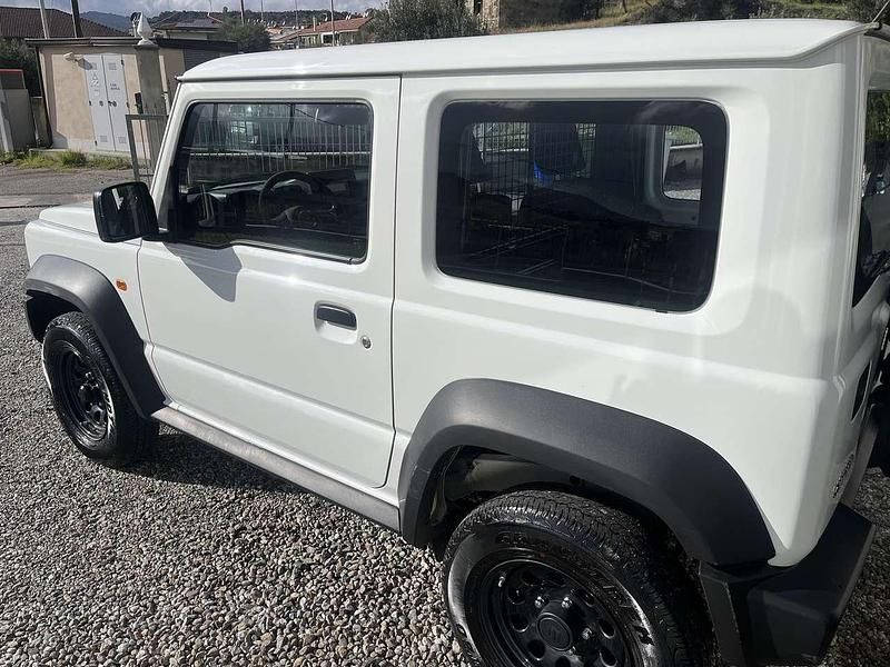Usata Suzuki Jimny 102 CV (75 kW) 2024 Bianco SUV