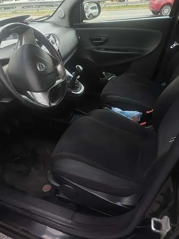 Usata Lancia Ypsilon S 69 CV (50 kW) 2012 Utilitaria