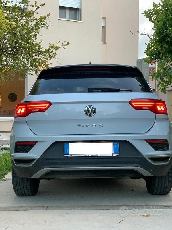 Usata VW T-Roc 116 CV (85 kW) 2018 Bianco SUV
