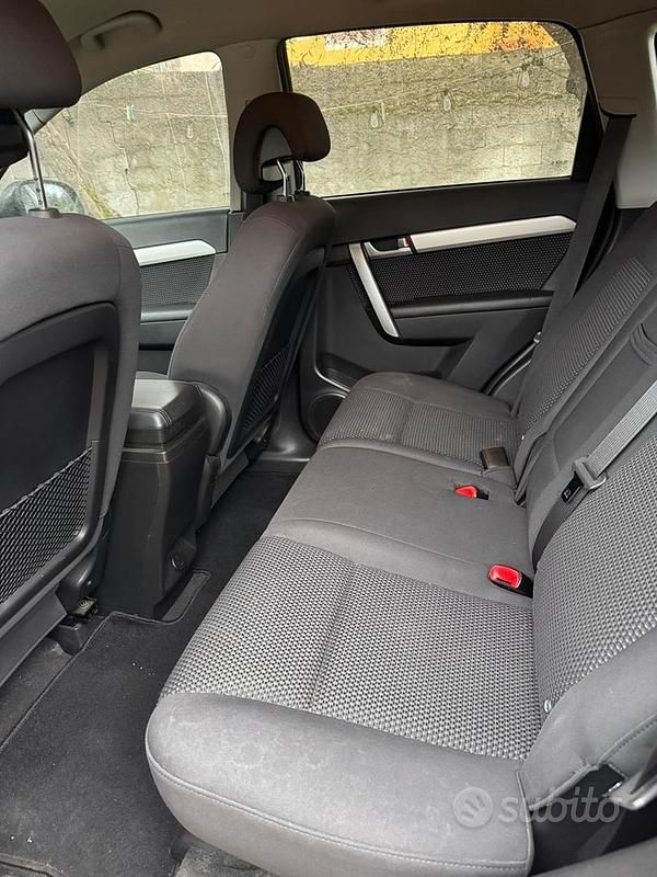 Usata Chevrolet Captiva 163 CV (119 kW) 2012 Nero SUV