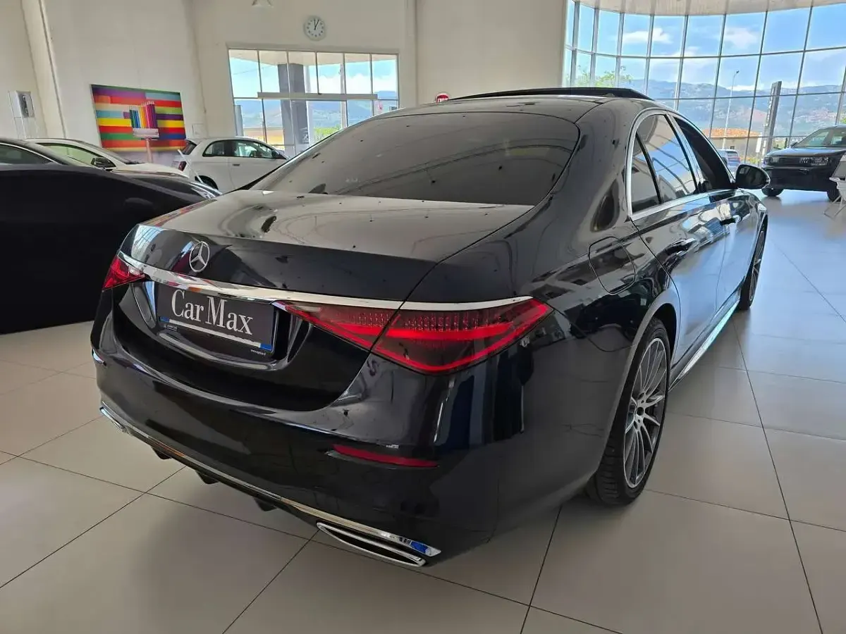 Usata Mercedes S350 Premium Plus 313 CV (230 kW) 2025 Blu notte metallizzato Berlina