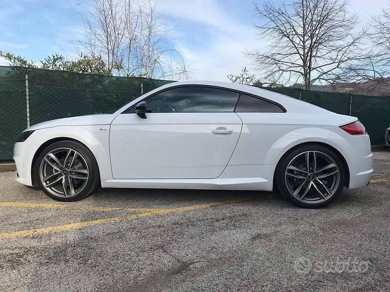 Bianco Usata 2016 Audi TT S-Line Coupé | 28.500 € (Cara) - Immagine 1/4