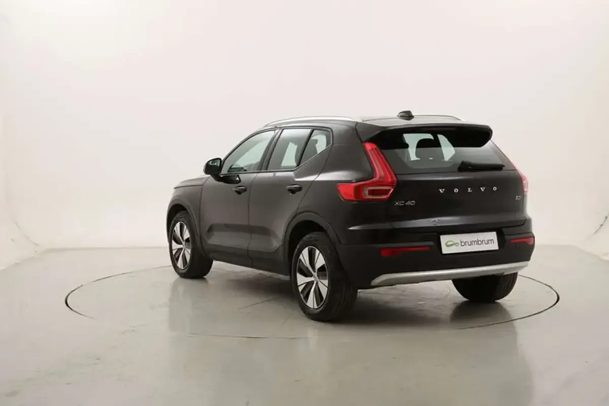 Usata Volvo XC40 Core 163 CV (119 kW) 2023 Nero SUV