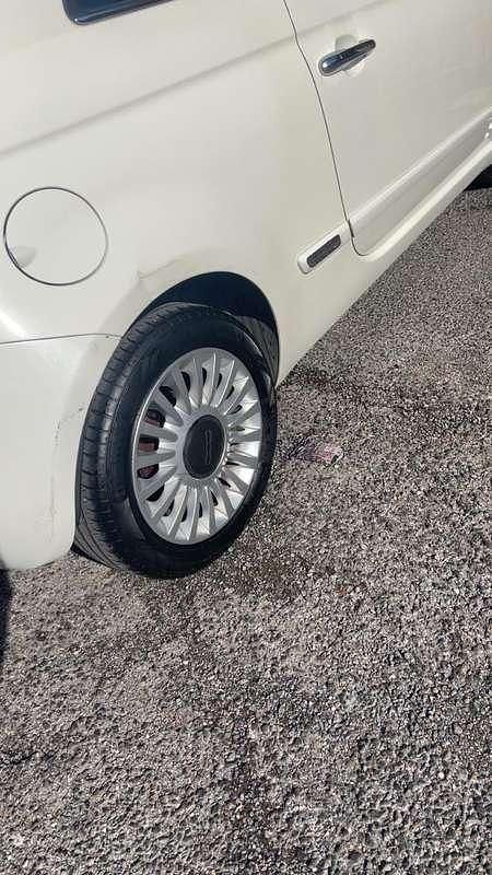 Usata Fiat 500 Lounge 69 CV (50 kW) 2011 Bianco Utilitaria