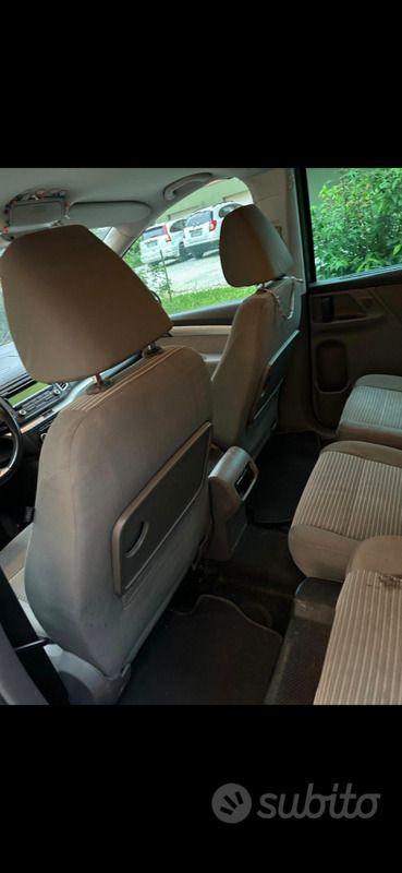 Marrone Usata 2012 Seat Alhambra Monovolume | 9000 € - Immagine 1/4