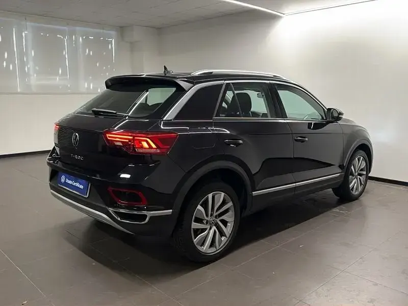 Usata VW T-Roc Style 110 CV (80 kW) 2023 Nero SUV
