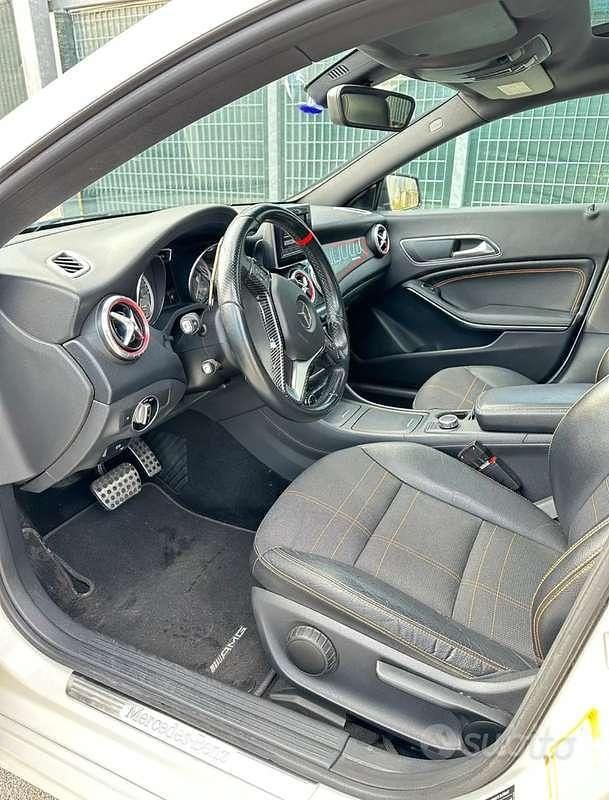 Usata Mercedes CLA220 177 CV (130 kW) 2013 Bianco Berlina