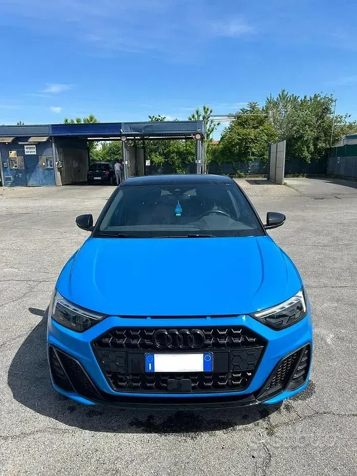 Usata Audi A1 Comfort 150 CV (110 kW) 2022 Blu SUV