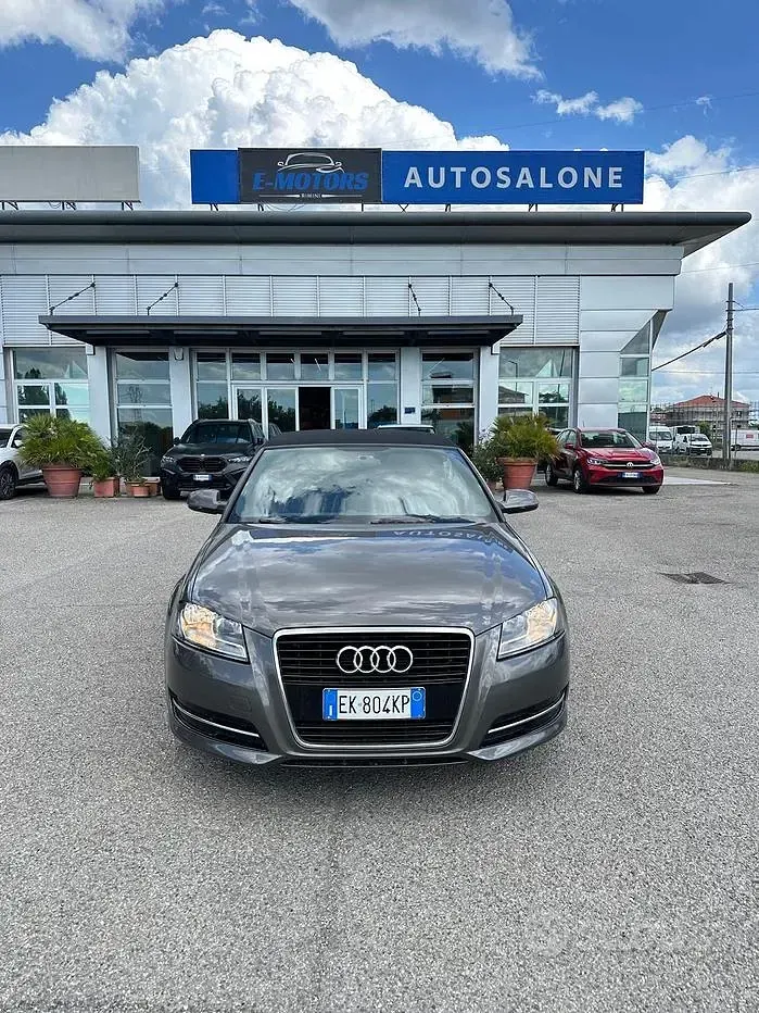 Usata Audi A3 Cabriolet Attraction 105 CV (77 kW) 2012 Marrone Cabrio