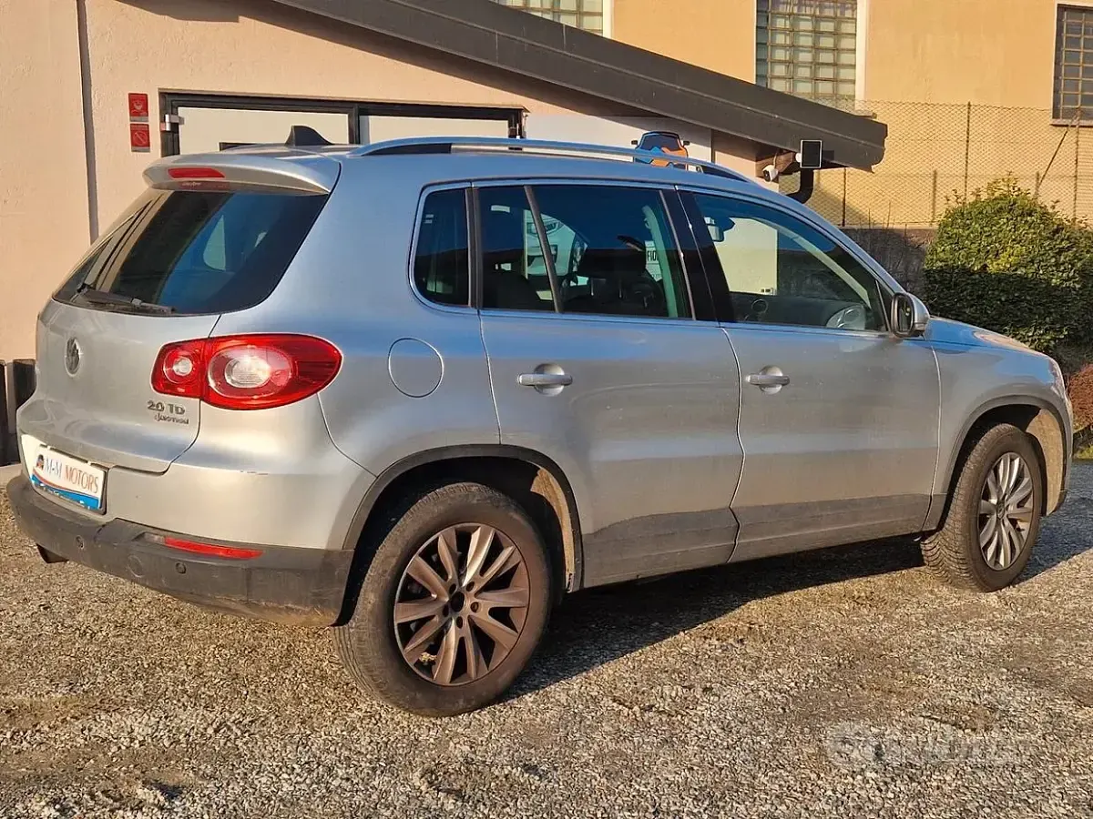 Usata VW Tiguan Sport 140 CV (102 kW) 2011 Grigio SUV