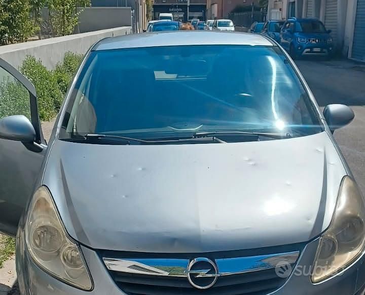 Usata Opel Corsa 69 CV (50 kW) 2008 Grigio Utilitaria