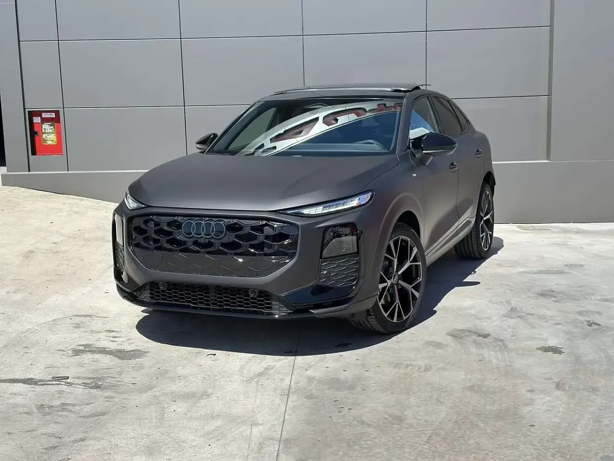 Nuova Audi Q3 Sportback S-Line 150 CV (110 kW) 2026 Marrone SUV