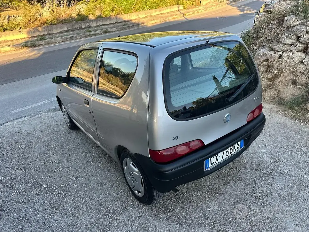 Usata Fiat 600 Active 54 CV (39 kW) 2005 Grigio Utilitaria