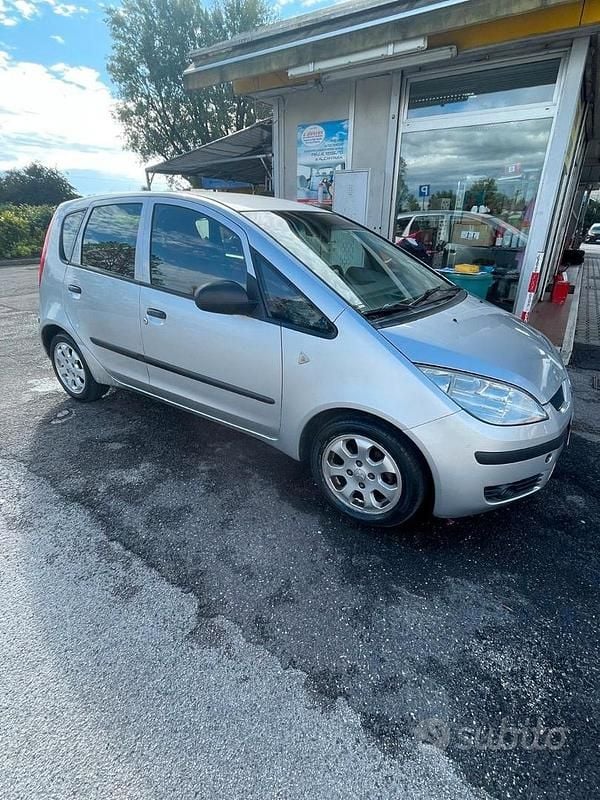 Usata Mitsubishi Colt 2005 Grigio Berlina