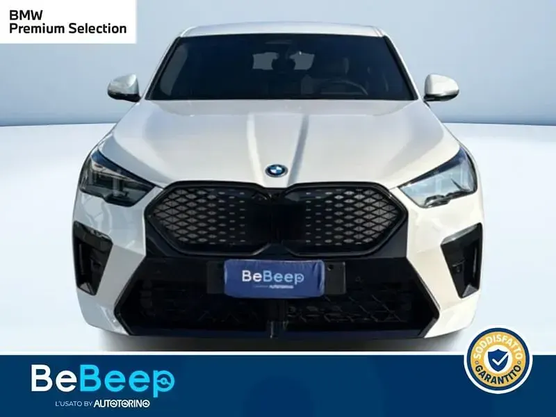 Usata BMW iX2 M Sport 150 kW (204 CV) 2025 Bianco SUV
