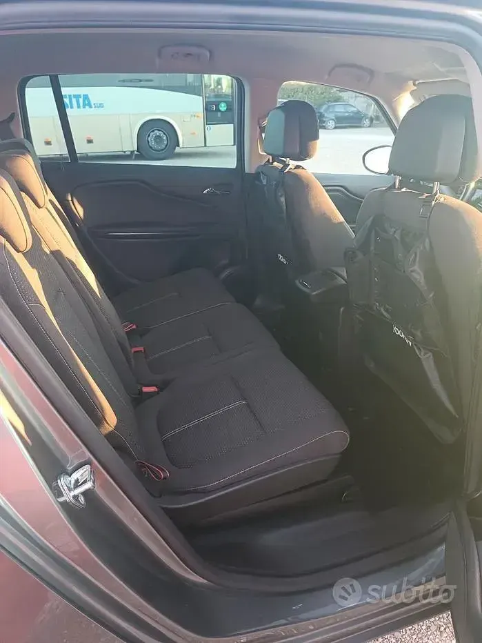 Usata Opel Zafira 136 CV (100 kW) 2017 Grigio Monovolume