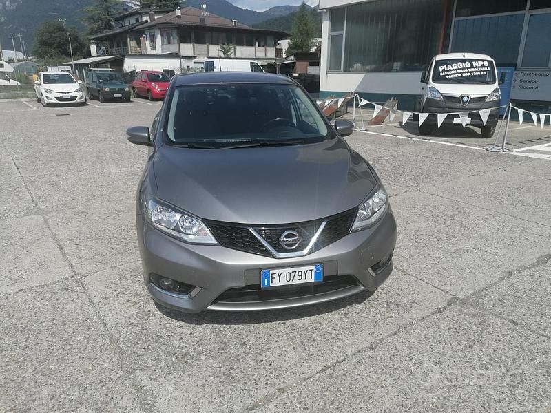Usata Nissan Pulsar 110 CV (80 kW) 2015 Grigio Utilitaria