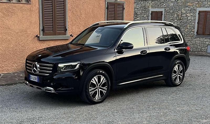 Usata Mercedes GLB180 Advanced 116 CV (85 kW) 2024 Nero SUV