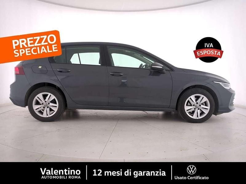 Usata VW Golf VIII Life 116 CV (85 kW) 2025 Grigio Utilitaria