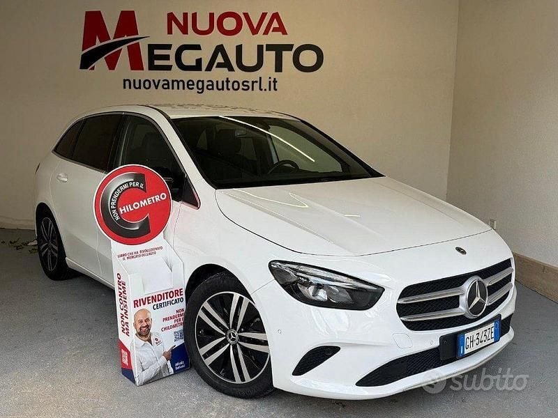 Usata Mercedes B220 190 CV (139 kW) 2022 Bianco Monovolume