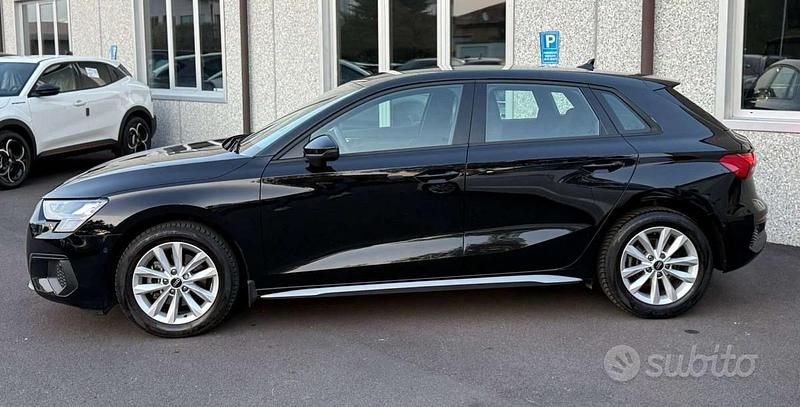 Usata Audi A3 110 CV (80 kW) 2024 Nero Berlina