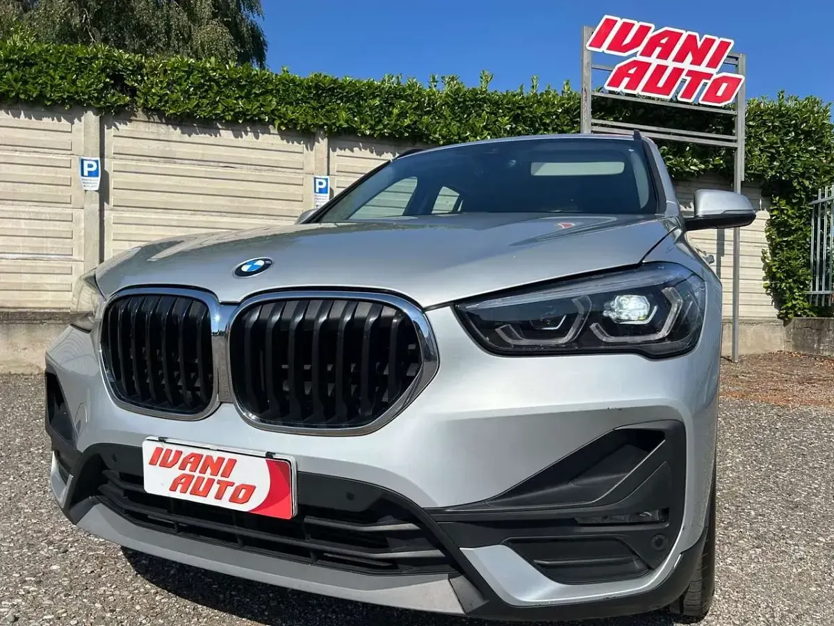 Usata BMW X1 Efficient Dynamics 150 CV (110 kW) 2020 Argento SUV