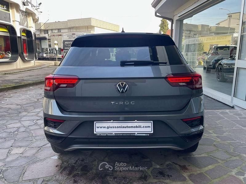 Usata VW T-Roc Advance 150 CV (110 kW) 2021 Grigio SUV