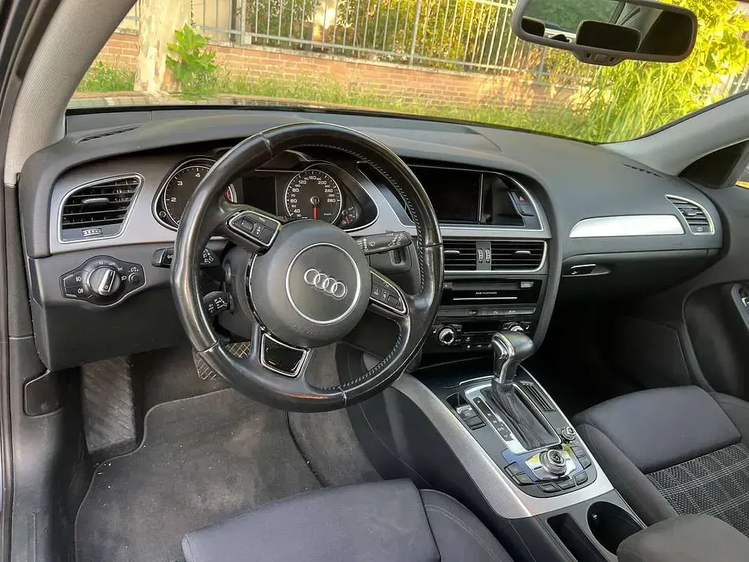 Usata Audi A4 Business 150 CV (110 kW) 2014 Grigio Station wagon