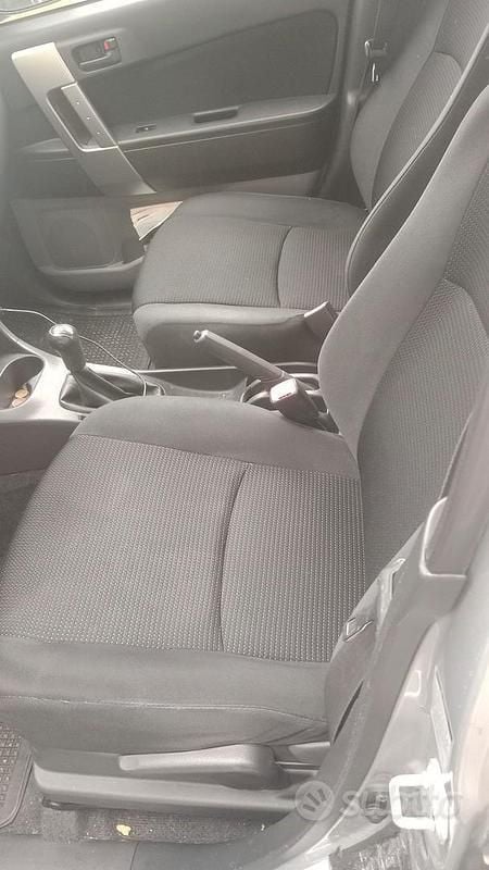 Usata Daihatsu Terios 105 CV (77 kW) 2008 Grigio SUV