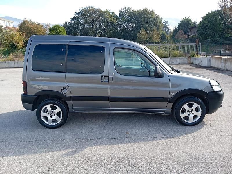 Occasion Peugeot Partner 90 PK (66 kW) 2005 Grijs MPV