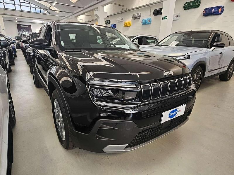 Grigio Nuova 2025 Jeep Avenger Altitude SUV | 24.800 € (Buon prezzo) - Immagine 1/4