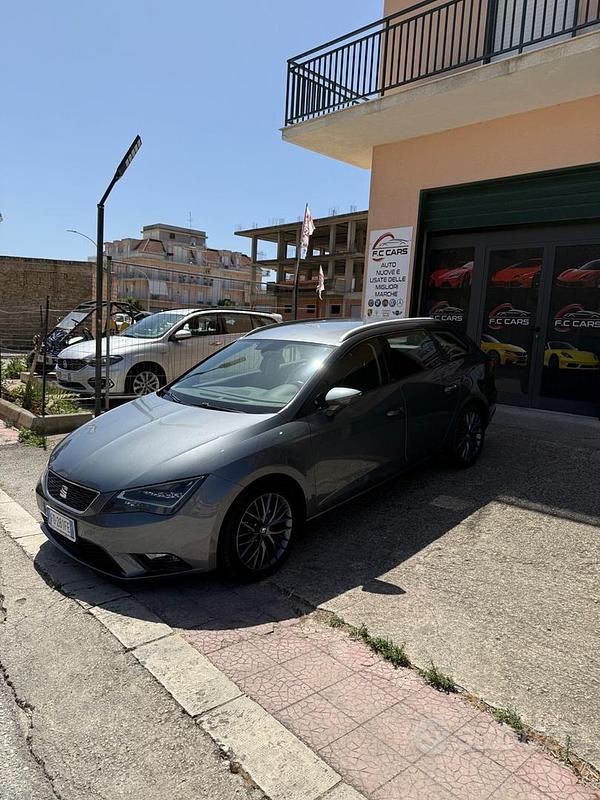 Usata Seat Leon ST Style 110 CV (80 kW) 2016 Grigio Station wagon