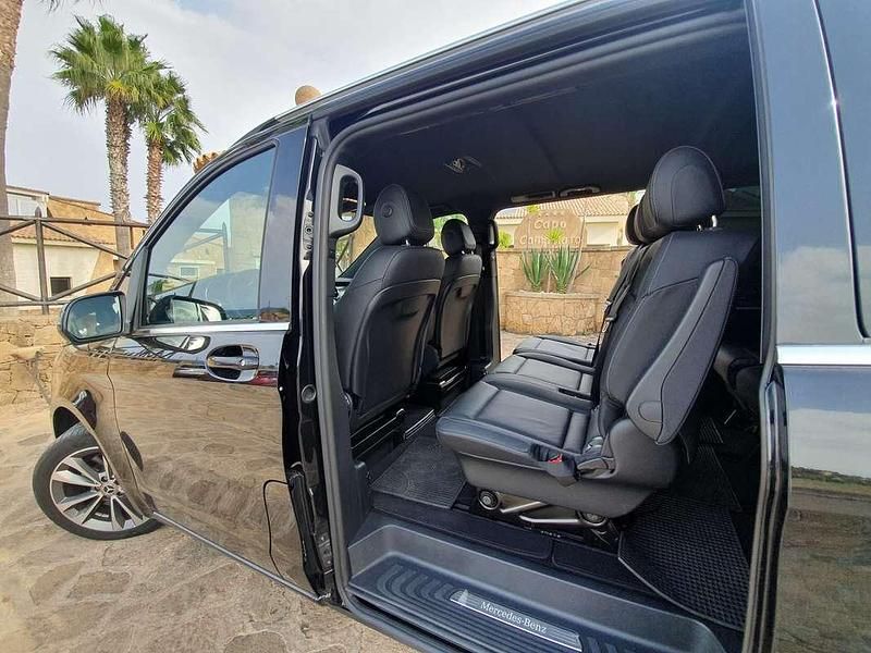 Usata Mercedes V250 Premium 190 CV (139 kW) 2021 Nero Monovolume