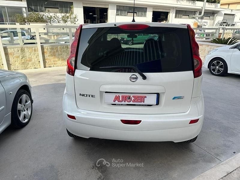 Usata Nissan Note Visia 90 CV (66 kW) 2013 Bianco Monovolume