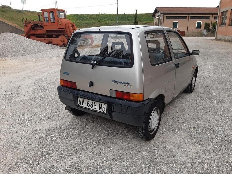 Usata Fiat Cinquecento 39 CV (28 kW) 1998 Grigio Utilitaria