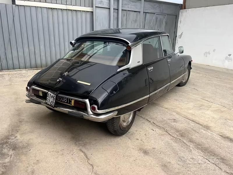 Usata Citroën DS 141 CV (103 kW) 1983 Nero Berlina