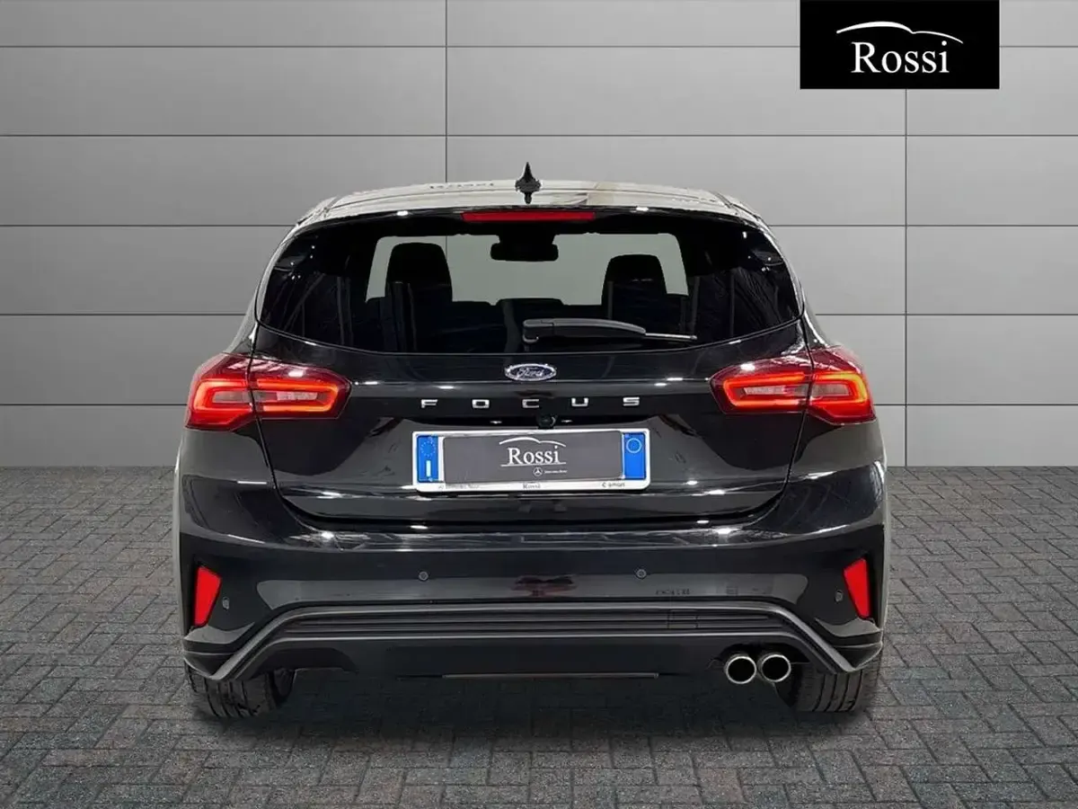 Usata Ford Focus ST-Line 116 CV (85 kW) 2025 Nero metallizzato Berlina