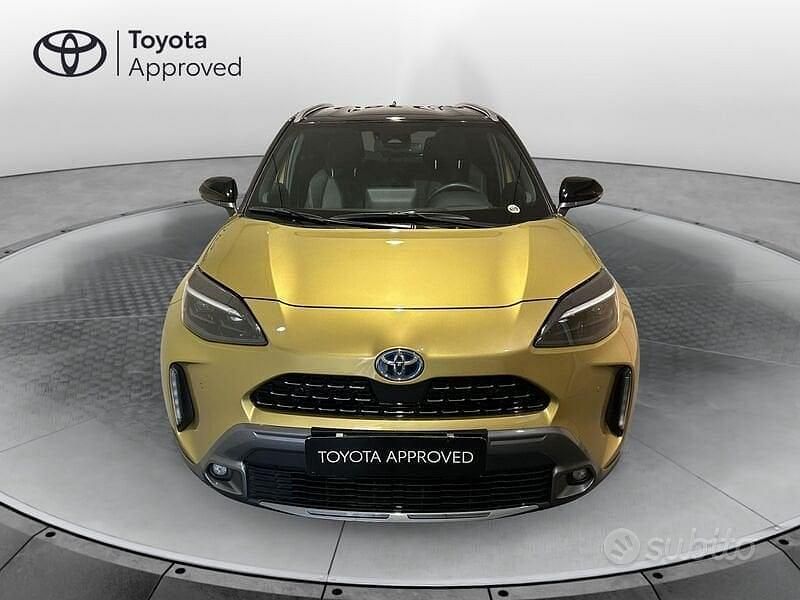 Usata Toyota Yaris Cross 116 CV (85 kW) 2021 Giallo SUV