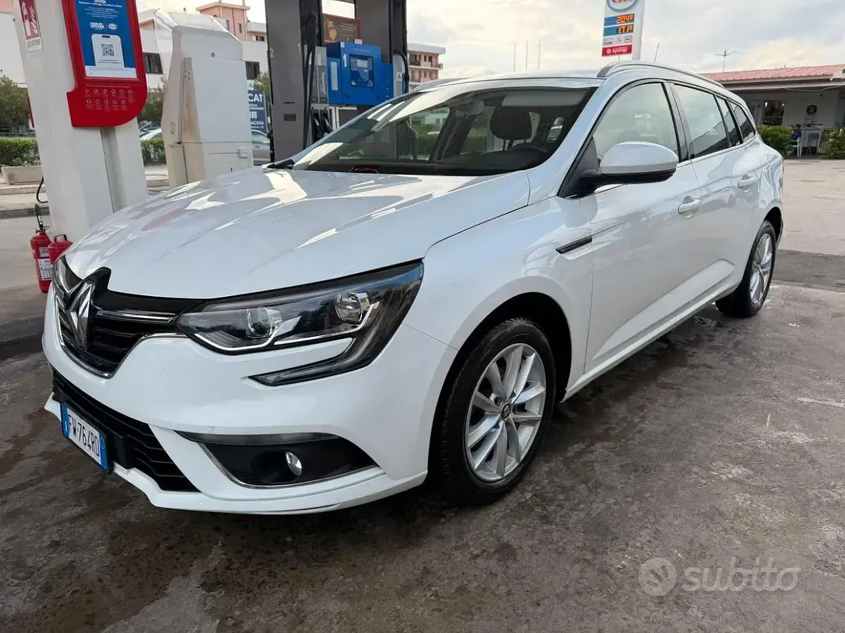 Usata Renault Mégane GrandTour Intens 110 CV (80 kW) 2019 Bianco Station wagon