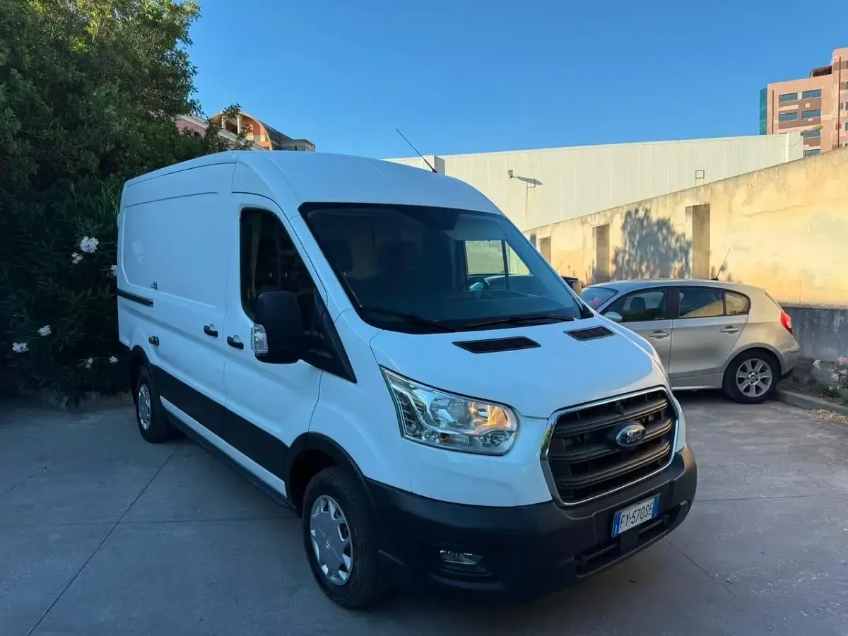 Usata Ford Transit 130 CV (95 kW) 2020 Bianco Furgone