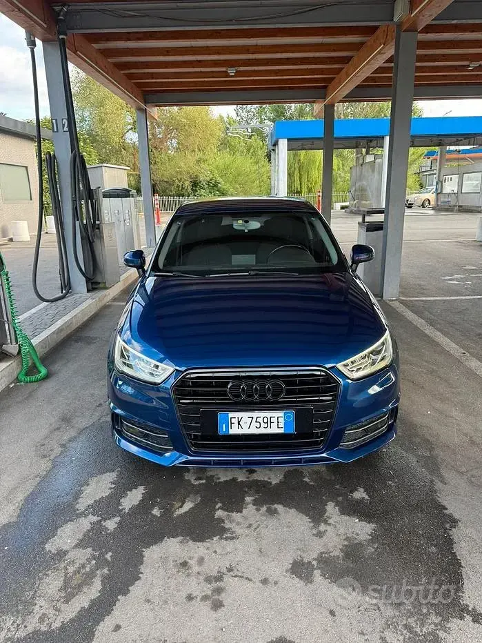 Usata Audi A1 90 CV (66 kW) 2017 Bluazzurro Utilitaria